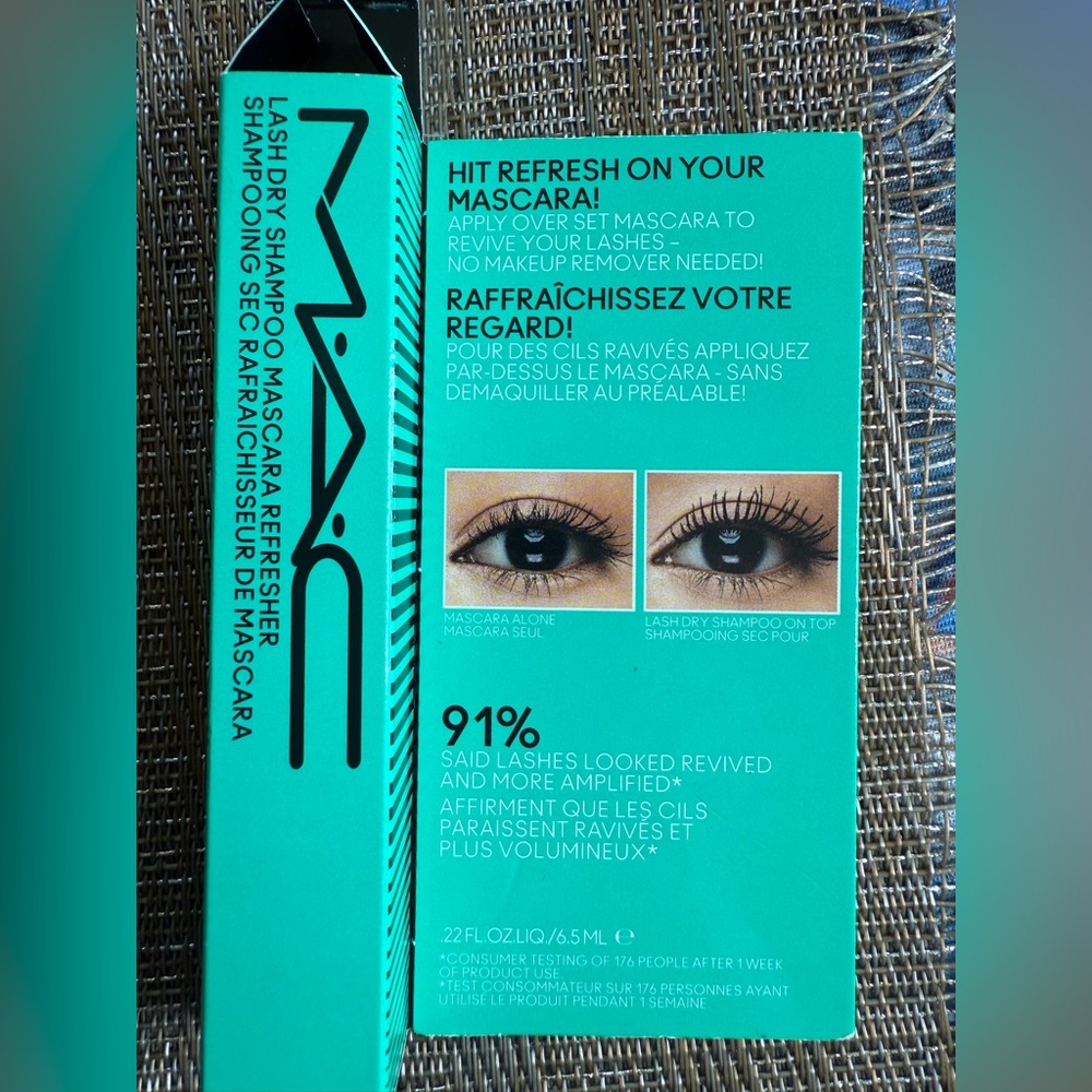 MAC LASH DRY SHAMPOO REFRESHER - Picture 3 of 3